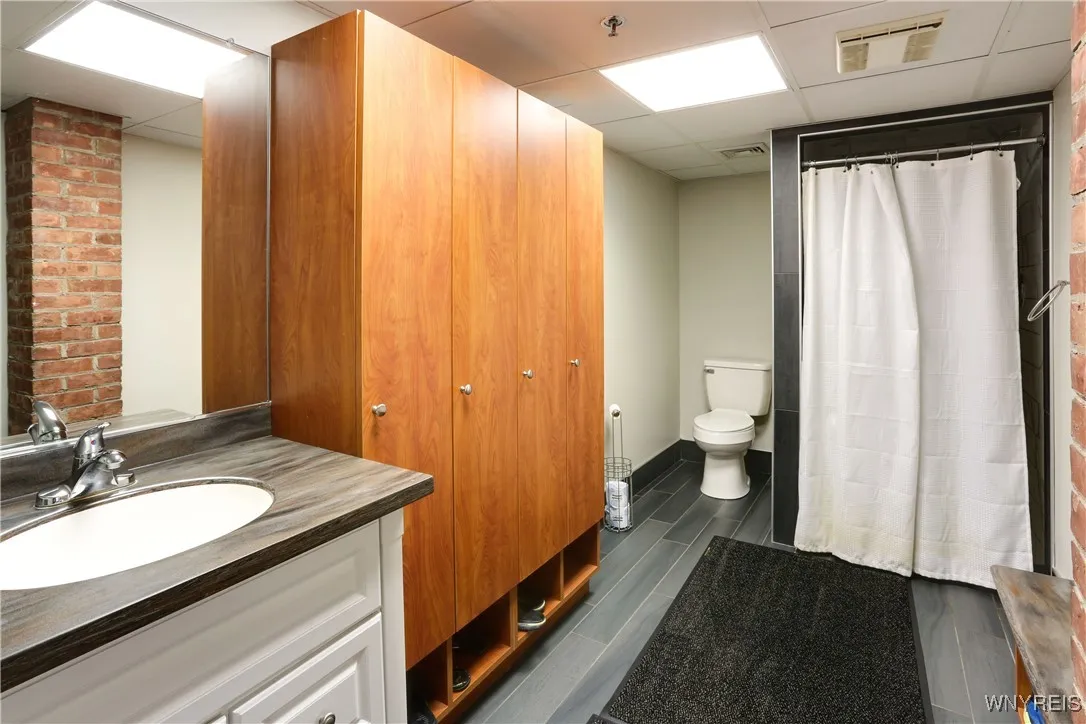 4588 South Park Avenue, Hamburg, New York 14219, Hamburg, New York 14219, ,Commercial Sale,For Sale,4588 South Park Avenue, Hamburg, New York 14219,0,B1660112