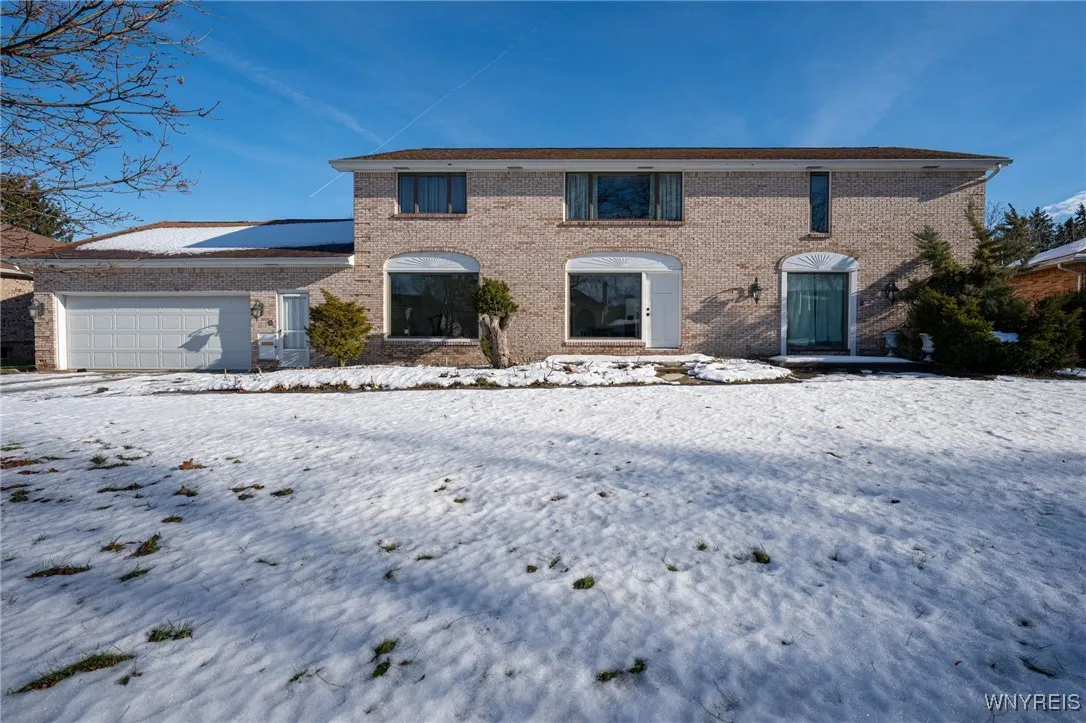 362 Dan Troy Drive, Amherst, New York 14221, Amherst, New York 14221, 4 Bedrooms Bedrooms, 12 Rooms Rooms,4 BathroomsBathrooms,Residential,Closed,362 Dan Troy Drive, Amherst, New York 14221,0,B1659723