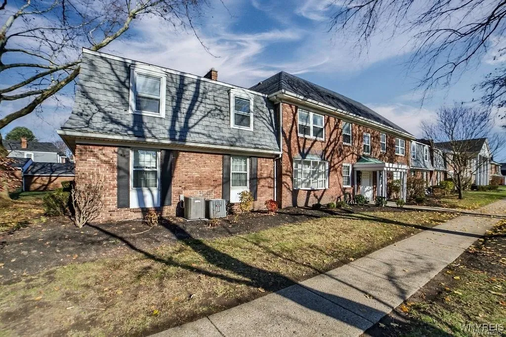 1370 Maple Road 1, Amherst, New York 14221, Amherst, New York 14221, 2 Bedrooms Bedrooms, 5 Rooms Rooms,1 BathroomBathrooms,Residential,Closed,1370 Maple Road 1, Amherst, New York 14221,0,B1660167