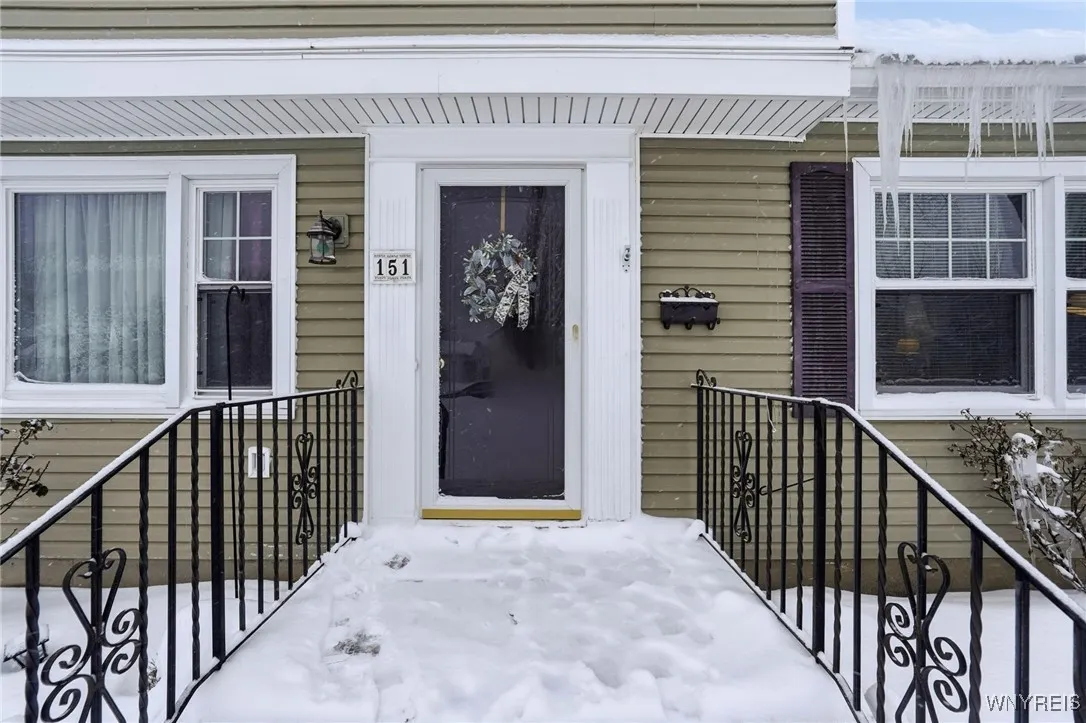 151 Calvert Boulevard, Tonawanda, New York 14150, Tonawanda, New York 14150, 3 Bedrooms Bedrooms, 6 Rooms Rooms,1 BathroomBathrooms,Residential,Closed,151 Calvert Boulevard, Tonawanda, New York 14150,0,B1660427