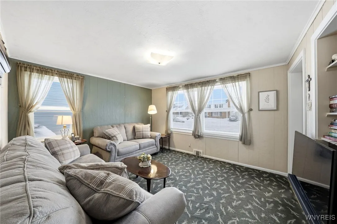 151 Calvert Boulevard, Tonawanda, New York 14150, Tonawanda, New York 14150, 3 Bedrooms Bedrooms, 6 Rooms Rooms,1 BathroomBathrooms,Residential,Closed,151 Calvert Boulevard, Tonawanda, New York 14150,0,B1660427