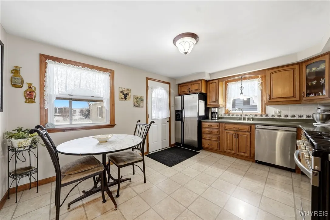 151 Calvert Boulevard, Tonawanda, New York 14150, Tonawanda, New York 14150, 3 Bedrooms Bedrooms, 6 Rooms Rooms,1 BathroomBathrooms,Residential,Closed,151 Calvert Boulevard, Tonawanda, New York 14150,0,B1660427