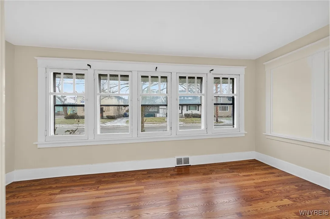 538 East Amherst Street, Buffalo, New York 14215, Buffalo, New York 14215, 3 Bedrooms Bedrooms, 6 Rooms Rooms,1 BathroomBathrooms,Residential,For Sale,538 East Amherst Street, Buffalo, New York 14215,0,B1656332