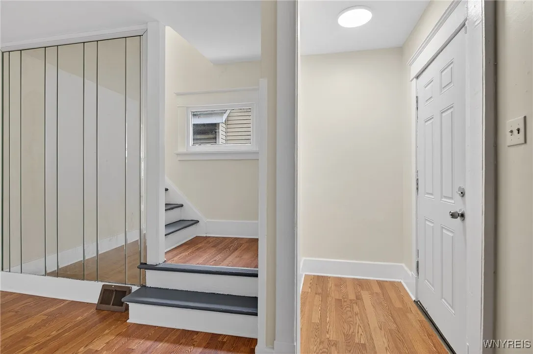 538 East Amherst Street, Buffalo, New York 14215, Buffalo, New York 14215, 3 Bedrooms Bedrooms, 6 Rooms Rooms,1 BathroomBathrooms,Residential,For Sale,538 East Amherst Street, Buffalo, New York 14215,0,B1656332