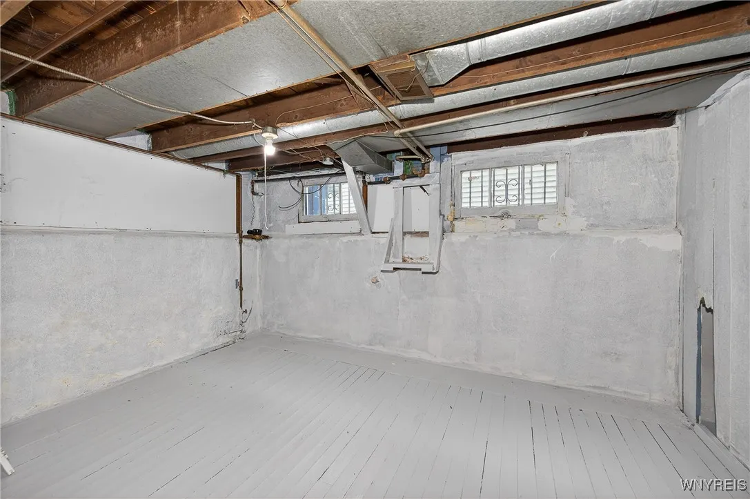 538 East Amherst Street, Buffalo, New York 14215, Buffalo, New York 14215, 3 Bedrooms Bedrooms, 6 Rooms Rooms,1 BathroomBathrooms,Residential,For Sale,538 East Amherst Street, Buffalo, New York 14215,0,B1656332