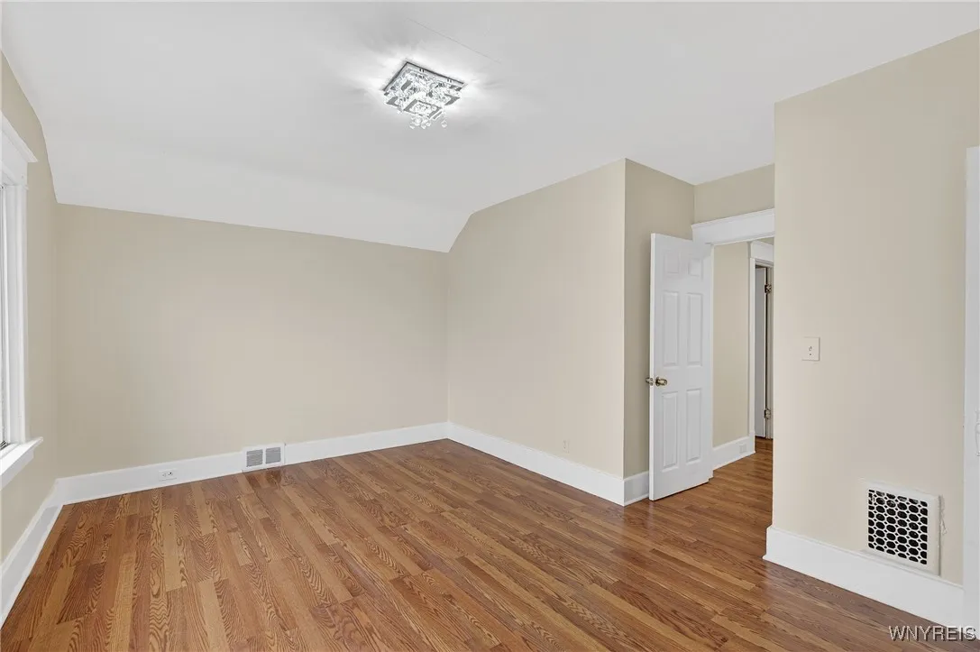 538 East Amherst Street, Buffalo, New York 14215, Buffalo, New York 14215, 3 Bedrooms Bedrooms, 6 Rooms Rooms,1 BathroomBathrooms,Residential,For Sale,538 East Amherst Street, Buffalo, New York 14215,0,B1656332