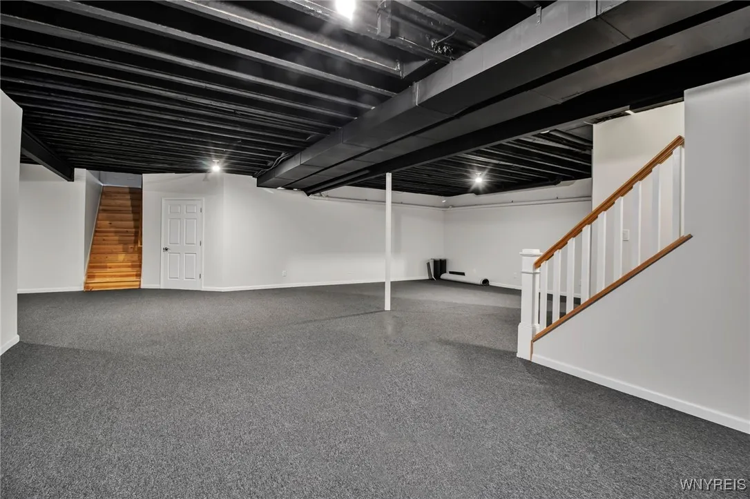 3320 East River Road, Grand Island, New York 14072, Grand Island, New York 14072, 3 Bedrooms Bedrooms, 11 Rooms Rooms,2 BathroomsBathrooms,Residential,Closed,3320 East River Road, Grand Island, New York 14072,0,B1659886