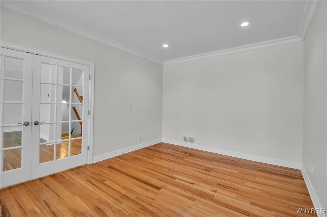 3320 East River Road, Grand Island, New York 14072, Grand Island, New York 14072, 3 Bedrooms Bedrooms, 11 Rooms Rooms,2 BathroomsBathrooms,Residential,Closed,3320 East River Road, Grand Island, New York 14072,0,B1659886