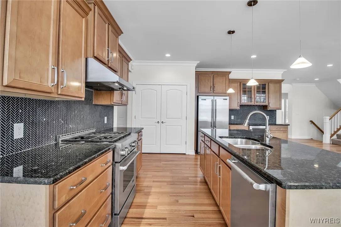 3320 East River Road, Grand Island, New York 14072, Grand Island, New York 14072, 3 Bedrooms Bedrooms, 11 Rooms Rooms,2 BathroomsBathrooms,Residential,Closed,3320 East River Road, Grand Island, New York 14072,0,B1659886