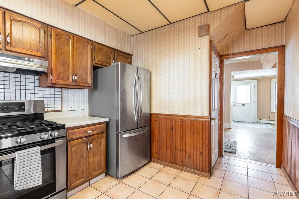 89 Milton Street, Amherst, New York 14221, Amherst, New York 14221, 3 Bedrooms Bedrooms, 9 Rooms Rooms,2 BathroomsBathrooms,Residential,Closed,89 Milton Street, Amherst, New York 14221,0,B1659924