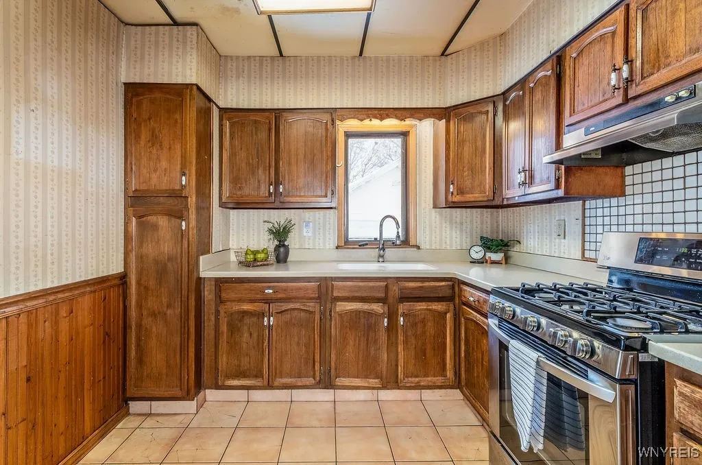 89 Milton Street, Amherst, New York 14221, Amherst, New York 14221, 3 Bedrooms Bedrooms, 9 Rooms Rooms,2 BathroomsBathrooms,Residential,Closed,89 Milton Street, Amherst, New York 14221,0,B1659924