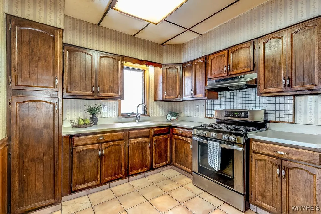 89 Milton Street, Amherst, New York 14221, Amherst, New York 14221, 3 Bedrooms Bedrooms, 9 Rooms Rooms,2 BathroomsBathrooms,Residential,Closed,89 Milton Street, Amherst, New York 14221,0,B1659924