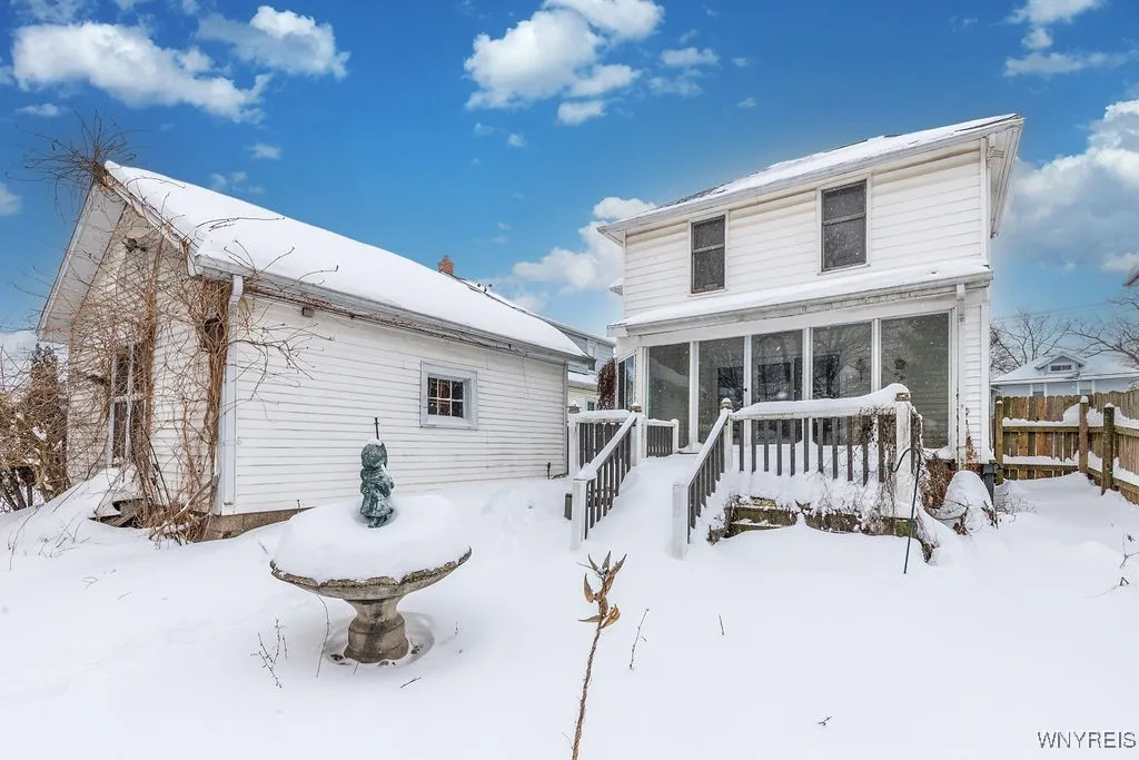 89 Milton Street, Amherst, New York 14221, Amherst, New York 14221, 3 Bedrooms Bedrooms, 9 Rooms Rooms,2 BathroomsBathrooms,Residential,Closed,89 Milton Street, Amherst, New York 14221,0,B1659924