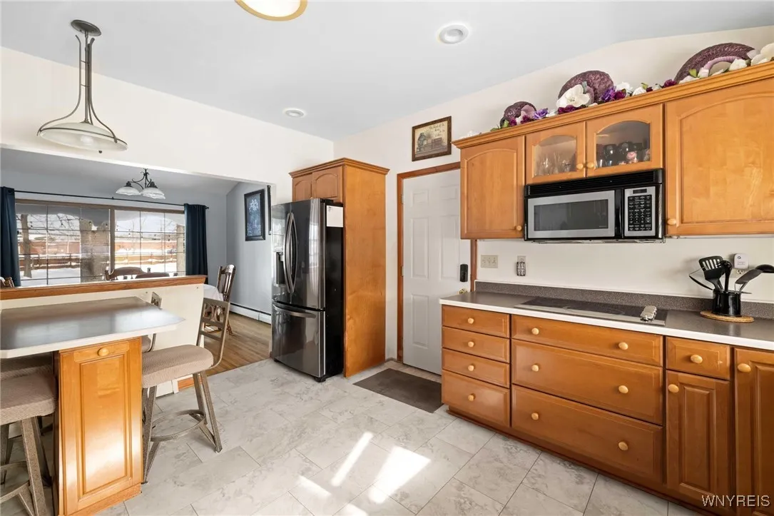 72 Boxwood Circle, Hamburg, New York 14075, Hamburg, New York 14075, 3 Bedrooms Bedrooms, 9 Rooms Rooms,2 BathroomsBathrooms,Residential,Closed,72 Boxwood Circle, Hamburg, New York 14075,0,B1657288