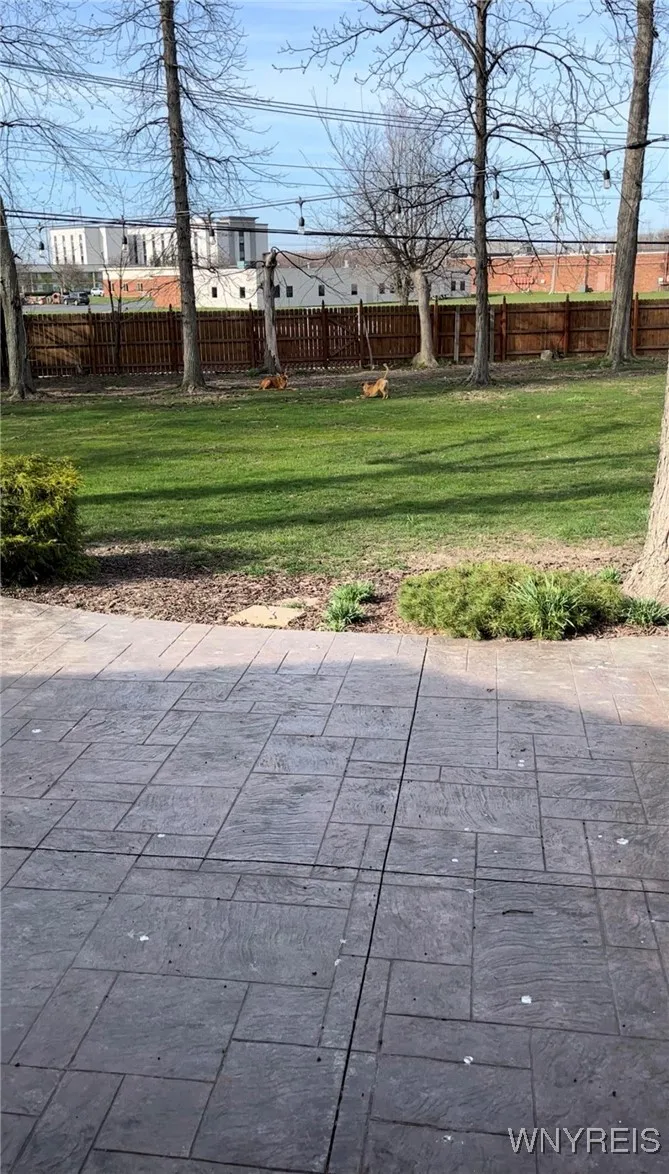 72 Boxwood Circle, Hamburg, New York 14075, Hamburg, New York 14075, 3 Bedrooms Bedrooms, 9 Rooms Rooms,2 BathroomsBathrooms,Residential,Closed,72 Boxwood Circle, Hamburg, New York 14075,0,B1657288