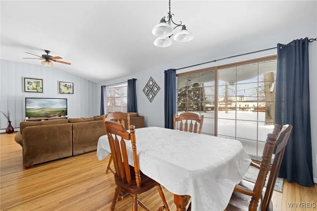 72 Boxwood Circle, Hamburg, New York 14075, Hamburg, New York 14075, 3 Bedrooms Bedrooms, 9 Rooms Rooms,2 BathroomsBathrooms,Residential,Closed,72 Boxwood Circle, Hamburg, New York 14075,0,B1657288
