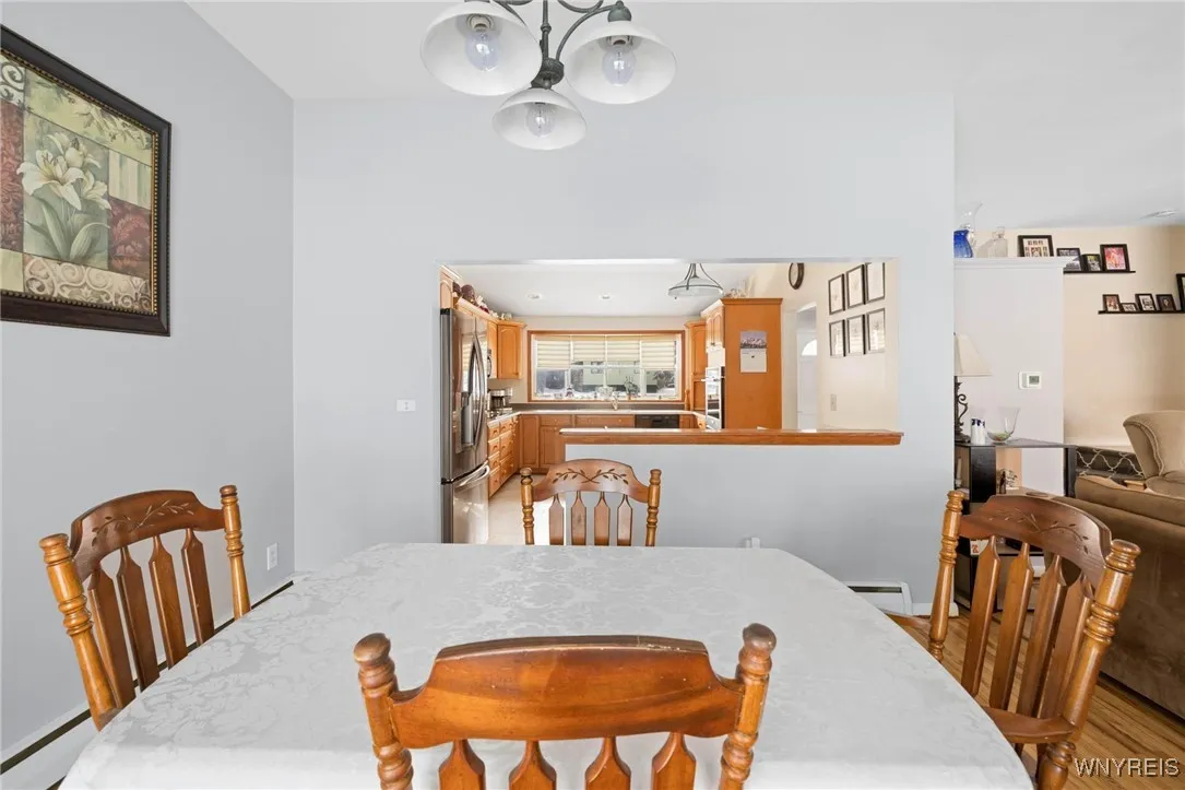 72 Boxwood Circle, Hamburg, New York 14075, Hamburg, New York 14075, 3 Bedrooms Bedrooms, 9 Rooms Rooms,2 BathroomsBathrooms,Residential,Closed,72 Boxwood Circle, Hamburg, New York 14075,0,B1657288