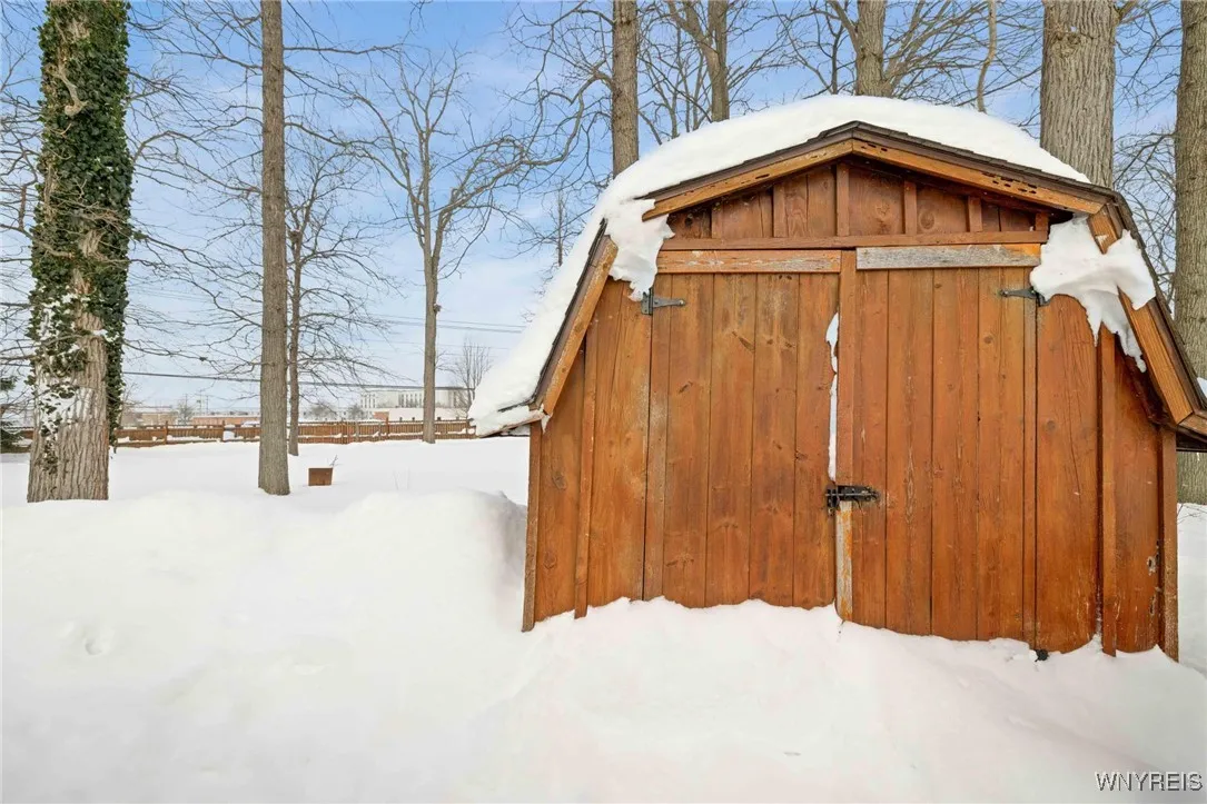 72 Boxwood Circle, Hamburg, New York 14075, Hamburg, New York 14075, 3 Bedrooms Bedrooms, 9 Rooms Rooms,2 BathroomsBathrooms,Residential,Closed,72 Boxwood Circle, Hamburg, New York 14075,0,B1657288