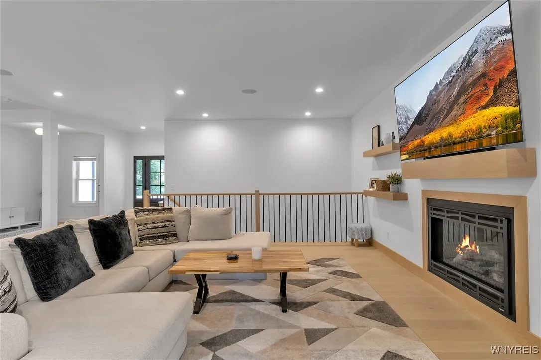 809 Casey Road, Amherst, New York 14051, Amherst, New York 14051, 3 Bedrooms Bedrooms, 7 Rooms Rooms,3 BathroomsBathrooms,Residential,For Sale,809 Casey Road, Amherst, New York 14051,0,B1660675