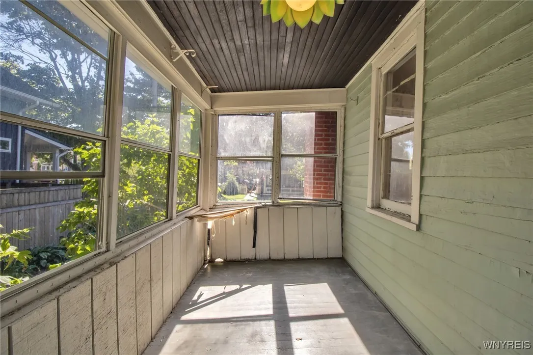 31 North Ellicott Street, Amherst, New York 14221, Amherst, New York 14221, 2 Bedrooms Bedrooms, 6 Rooms Rooms,1 BathroomBathrooms,Residential,Closed,31 North Ellicott Street, Amherst, New York 14221,0,B1660671