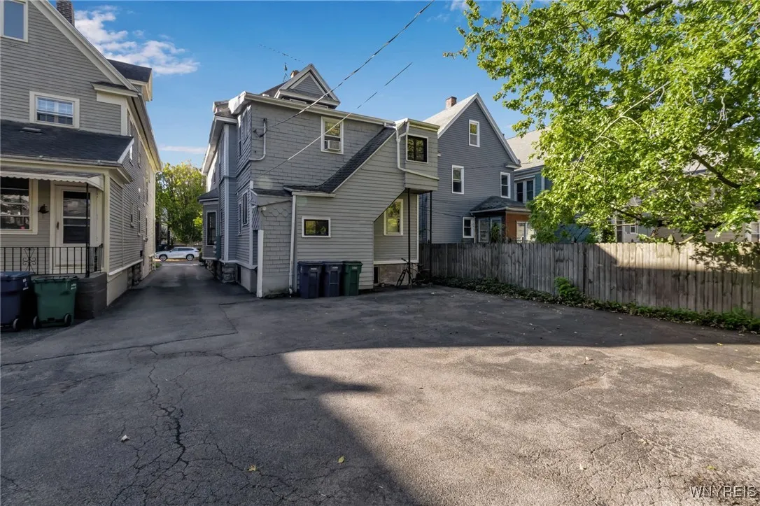 448 West Delavan Avenue, Buffalo, New York 14213, Buffalo, New York 14213, 4 Bedrooms Bedrooms, ,4 BathroomsBathrooms,Residential,Closed,448 West Delavan Avenue, Buffalo, New York 14213,0,B1660820