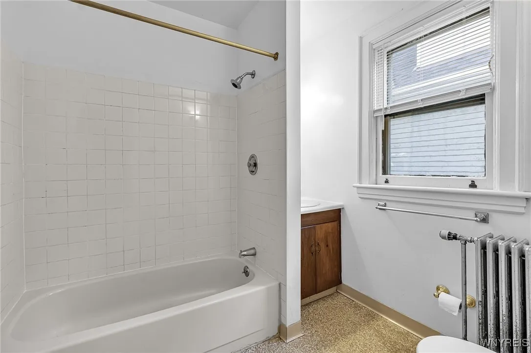 448 West Delavan Avenue, Buffalo, New York 14213, Buffalo, New York 14213, 4 Bedrooms Bedrooms, ,4 BathroomsBathrooms,Residential,Closed,448 West Delavan Avenue, Buffalo, New York 14213,0,B1660820