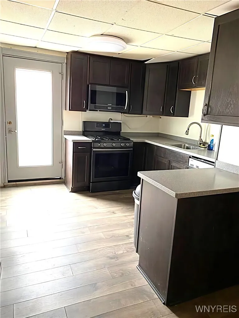 637 Erie Avenue, North Tonawanda, New York 14120, North Tonawanda, New York 14120, ,Commercial Sale,For Sale,637 Erie Avenue, North Tonawanda, New York 14120,0,B1661033