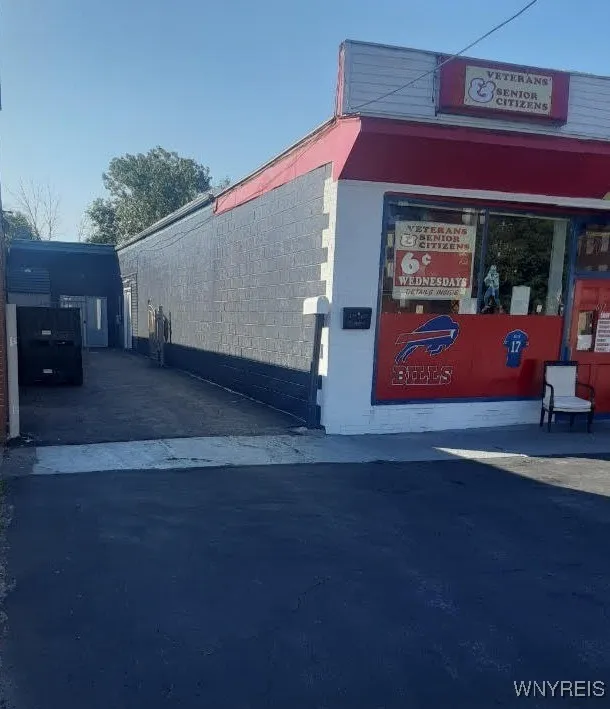 637 Erie Avenue, North Tonawanda, New York 14120, North Tonawanda, New York 14120, ,Commercial Sale,For Sale,637 Erie Avenue, North Tonawanda, New York 14120,0,B1661033