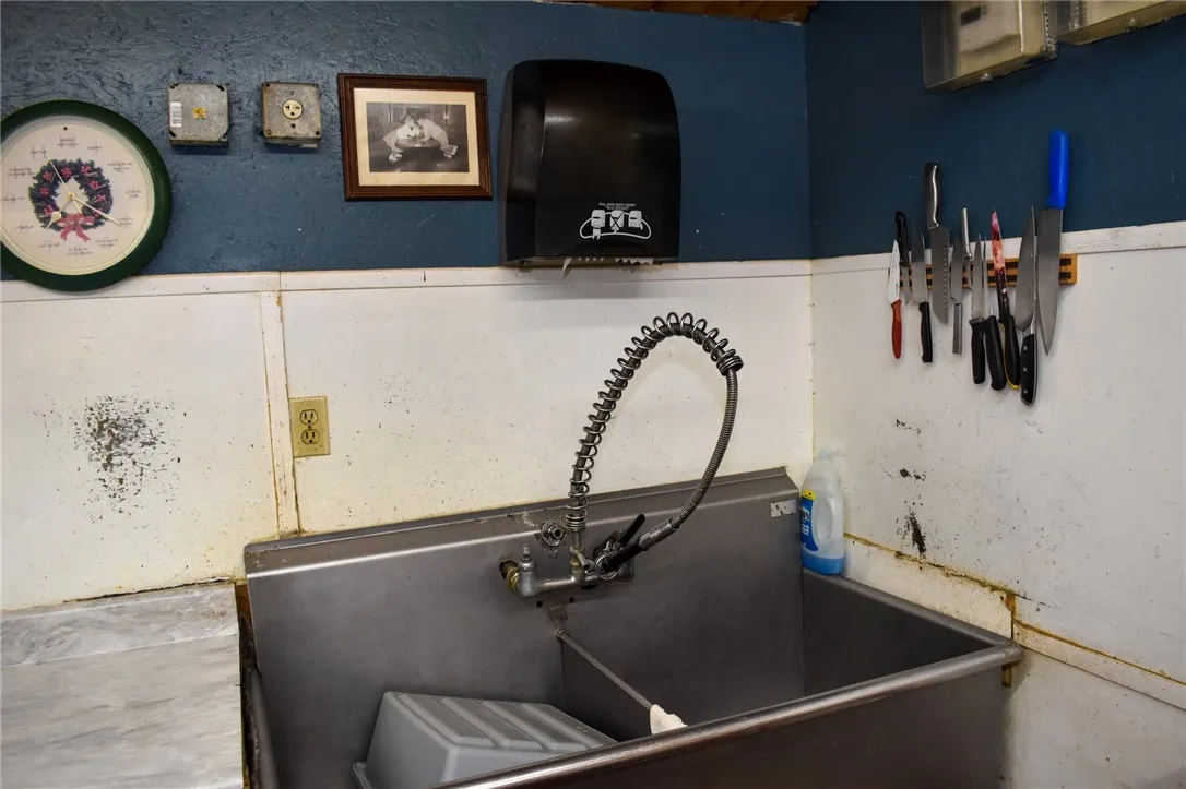2 S Main St Street, Prattsburgh, New York 14873, Prattsburgh, New York 14873, ,Commercial Sale,For Sale,2 S Main St Street, Prattsburgh, New York 14873,0,R1661042