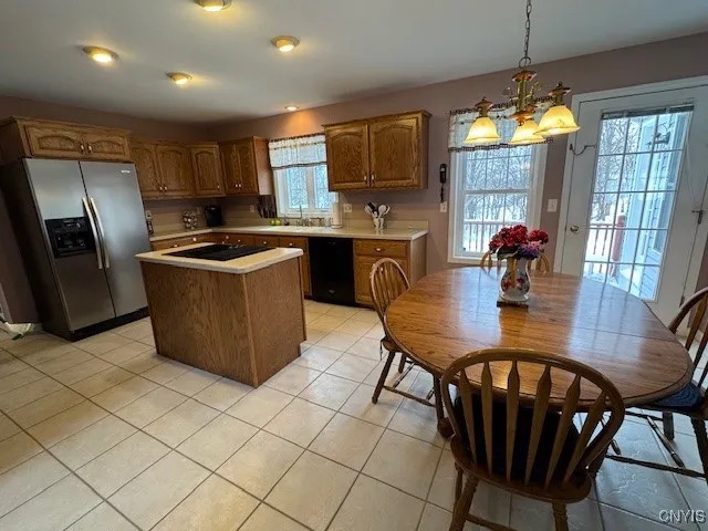 154 Hunt Valley Road, Oneida, New York 13421, Oneida, New York 13421, 4 Bedrooms Bedrooms, 11 Rooms Rooms,2 BathroomsBathrooms,Residential,Closed,154 Hunt Valley Road, Oneida, New York 13421,0,S1660802
