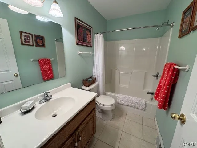 Main full bath