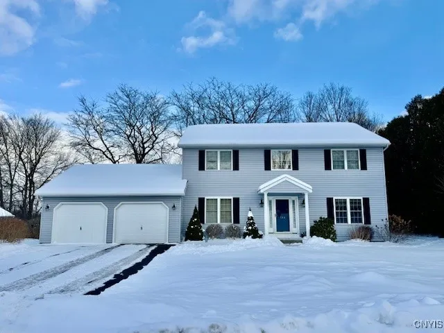4 Bedrooms, 2-1/2 baths
