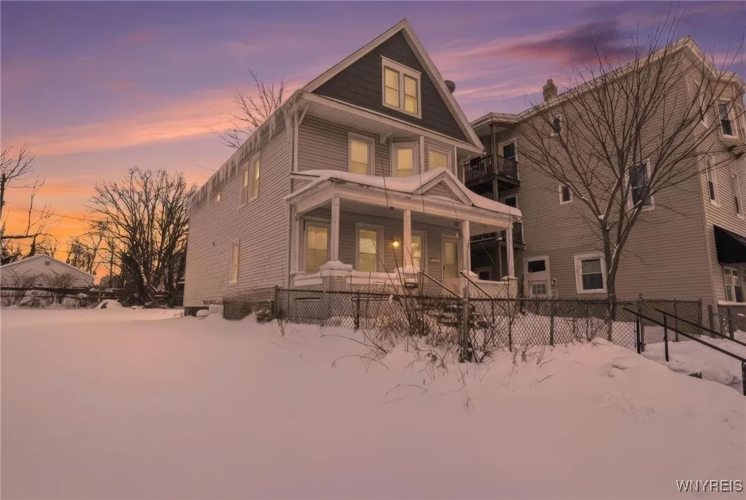 427 Forest Avenue, Buffalo, New York 14213, Buffalo, New York 14213, 5 Bedrooms Bedrooms, ,2 BathroomsBathrooms,Residential,For Sale,427 Forest Avenue, Buffalo, New York 14213,0,B1660308