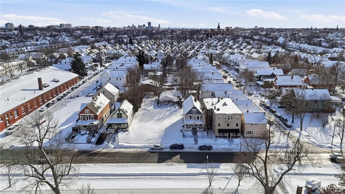 427 Forest Avenue, Buffalo, New York 14213, Buffalo, New York 14213, 5 Bedrooms Bedrooms, ,2 BathroomsBathrooms,Residential,For Sale,427 Forest Avenue, Buffalo, New York 14213,0,B1660308