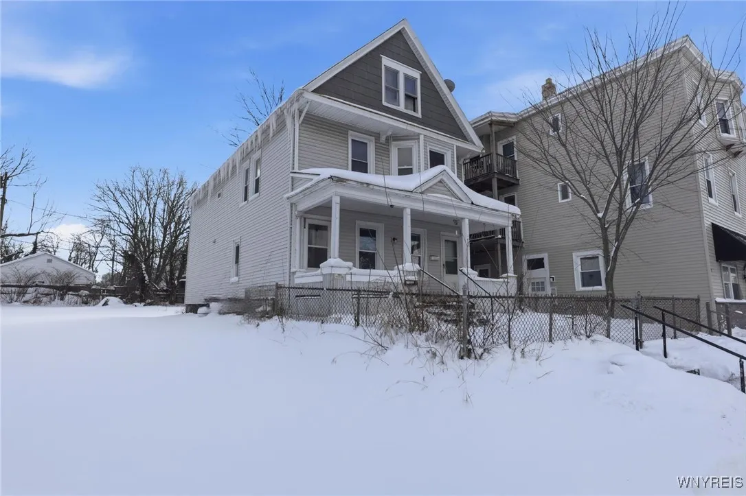 427 Forest Avenue, Buffalo, New York 14213, Buffalo, New York 14213, 5 Bedrooms Bedrooms, ,2 BathroomsBathrooms,Residential,For Sale,427 Forest Avenue, Buffalo, New York 14213,0,B1660308