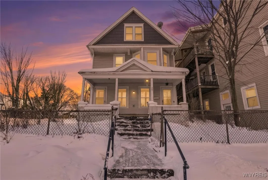 427 Forest Avenue, Buffalo, New York 14213, Buffalo, New York 14213, 5 Bedrooms Bedrooms, ,2 BathroomsBathrooms,Residential,For Sale,427 Forest Avenue, Buffalo, New York 14213,0,B1660308