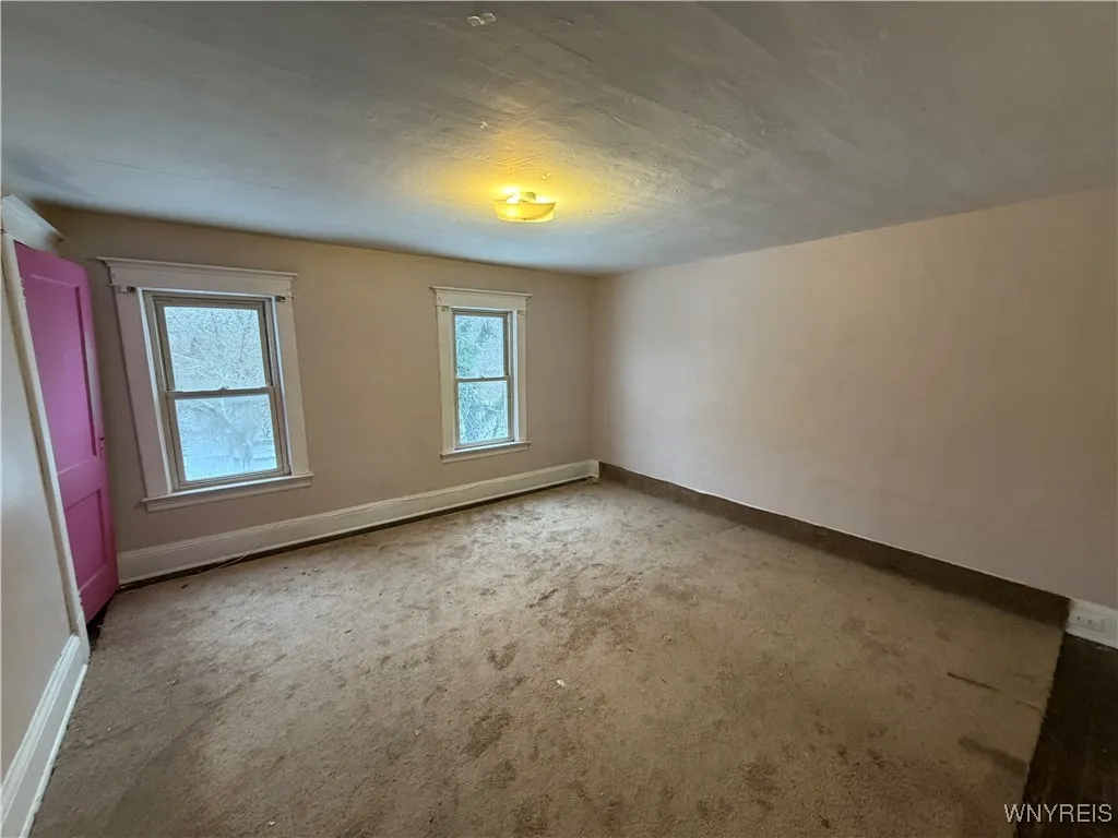 8470 Lapp Road, Clarence, New York 14032, Clarence, New York 14032, 4 Bedrooms Bedrooms, 9 Rooms Rooms,1 BathroomBathrooms,Residential,For Sale,8470 Lapp Road, Clarence, New York 14032,0,B1660089