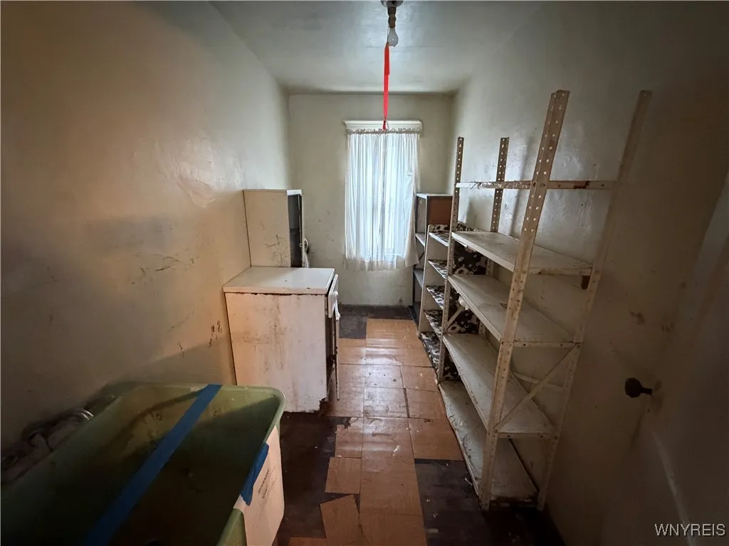 8470 Lapp Road, Clarence, New York 14032, Clarence, New York 14032, 4 Bedrooms Bedrooms, 9 Rooms Rooms,1 BathroomBathrooms,Residential,For Sale,8470 Lapp Road, Clarence, New York 14032,0,B1660089