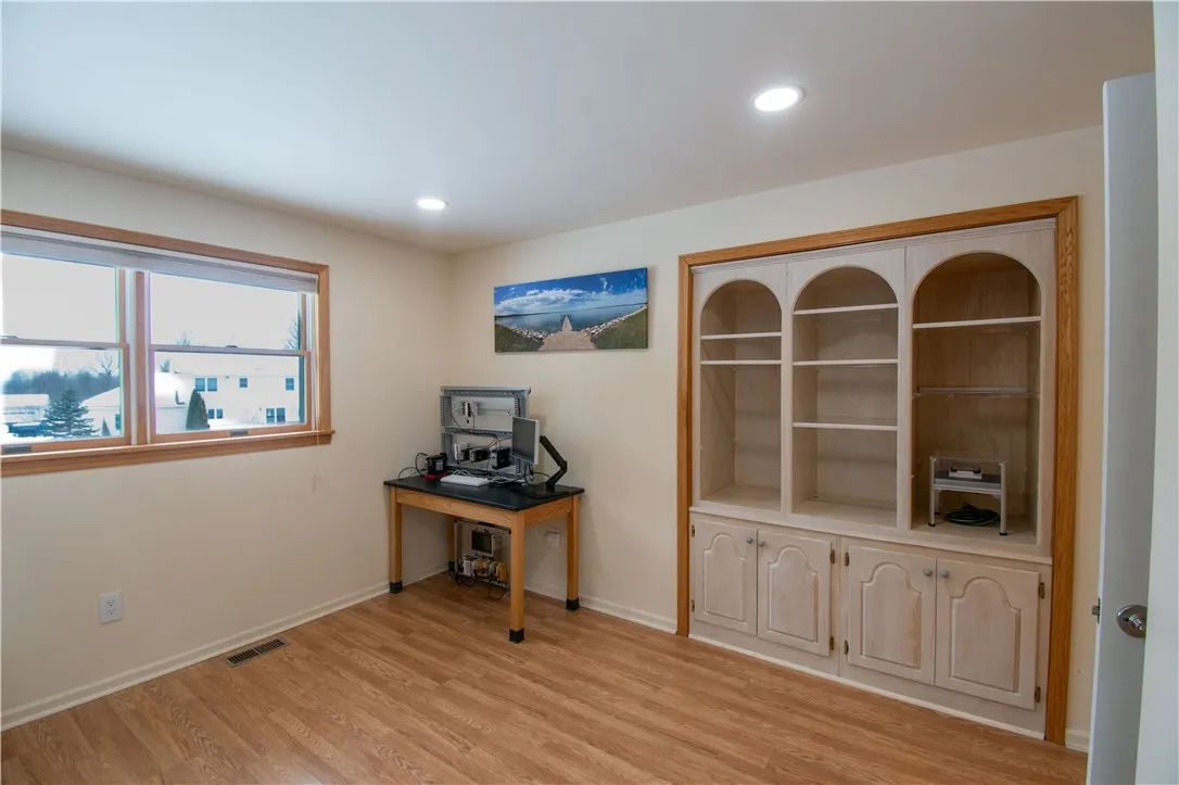 3143 Patton Ave, Seneca Falls, New York 13148, Seneca Falls, New York 13148, 3 Bedrooms Bedrooms, 7 Rooms Rooms,2 BathroomsBathrooms,Residential,Closed,3143 Patton Ave, Seneca Falls, New York 13148,0,R1661172