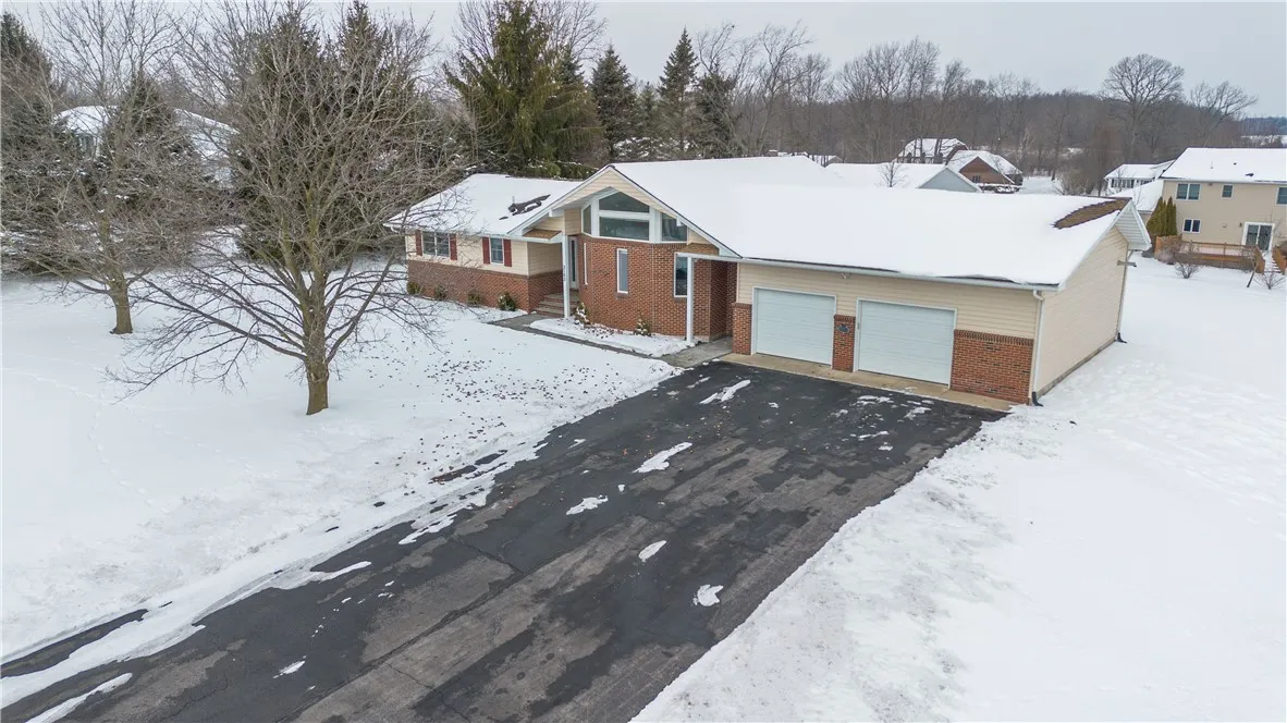 3143 Patton Ave, Seneca Falls, New York 13148, Seneca Falls, New York 13148, 3 Bedrooms Bedrooms, 7 Rooms Rooms,2 BathroomsBathrooms,Residential,Closed,3143 Patton Ave, Seneca Falls, New York 13148,0,R1661172
