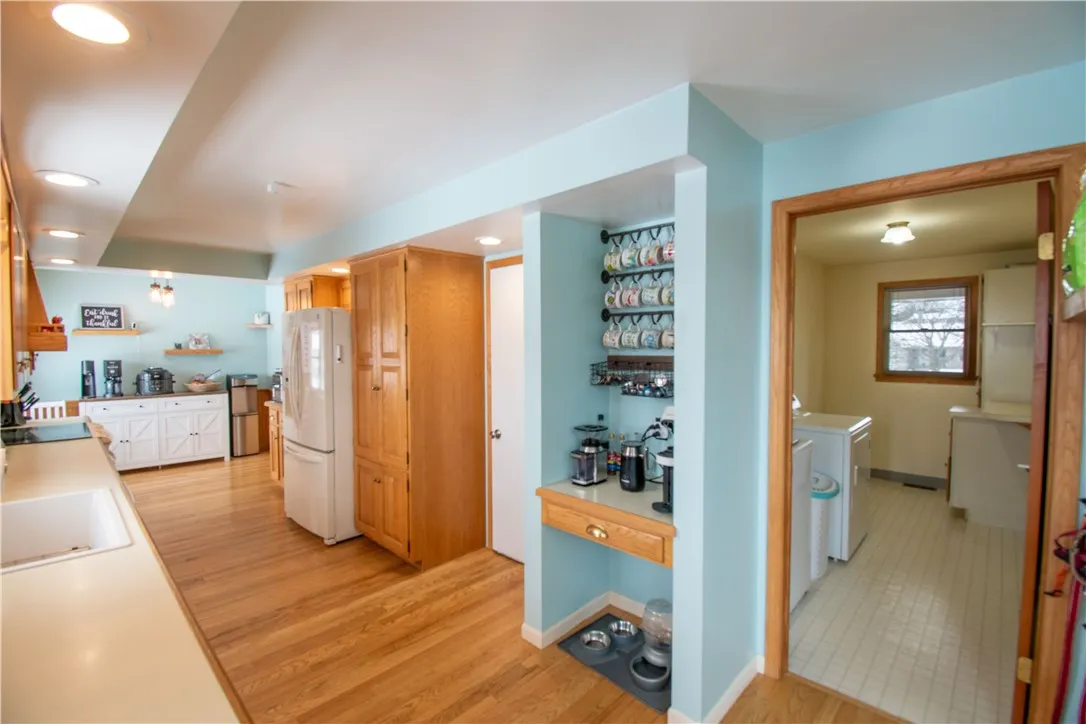 3143 Patton Ave, Seneca Falls, New York 13148, Seneca Falls, New York 13148, 3 Bedrooms Bedrooms, 7 Rooms Rooms,2 BathroomsBathrooms,Residential,Closed,3143 Patton Ave, Seneca Falls, New York 13148,0,R1661172