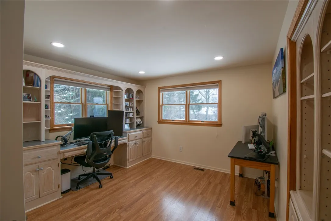 3143 Patton Ave, Seneca Falls, New York 13148, Seneca Falls, New York 13148, 3 Bedrooms Bedrooms, 7 Rooms Rooms,2 BathroomsBathrooms,Residential,Closed,3143 Patton Ave, Seneca Falls, New York 13148,0,R1661172