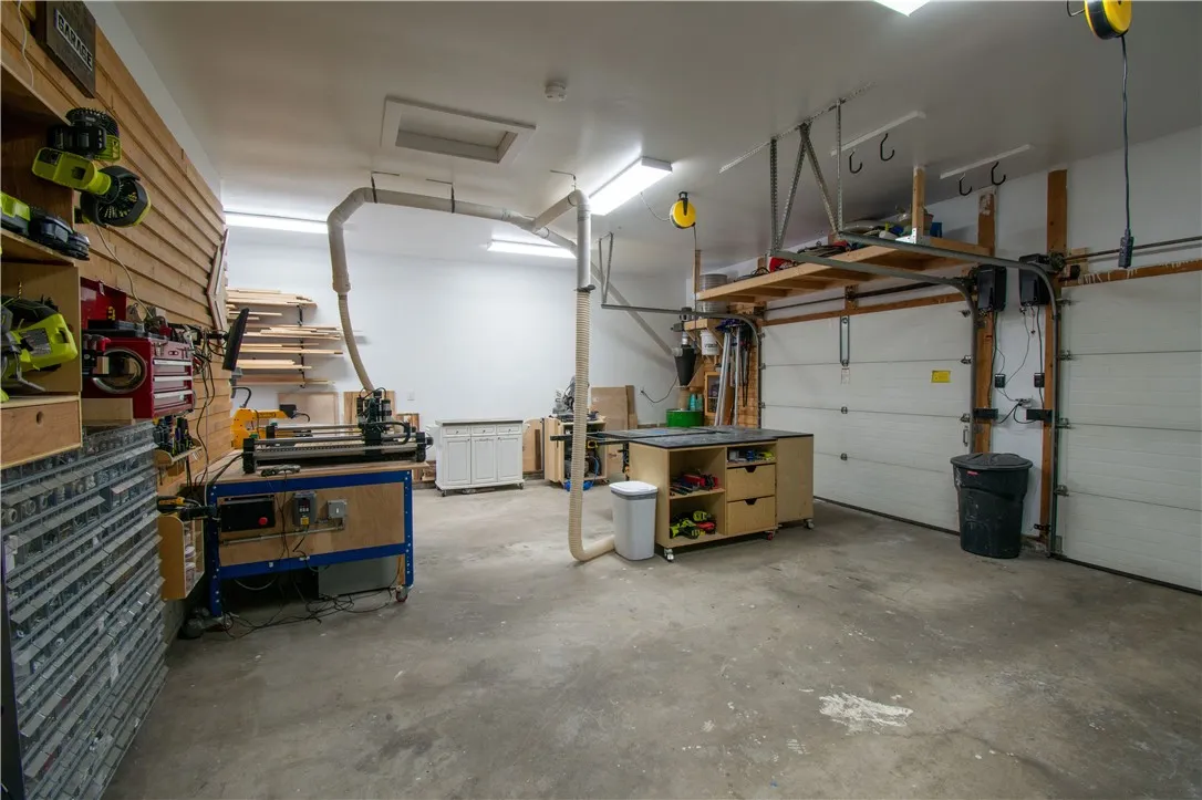 3143 Patton Ave, Seneca Falls, New York 13148, Seneca Falls, New York 13148, 3 Bedrooms Bedrooms, 7 Rooms Rooms,2 BathroomsBathrooms,Residential,Closed,3143 Patton Ave, Seneca Falls, New York 13148,0,R1661172