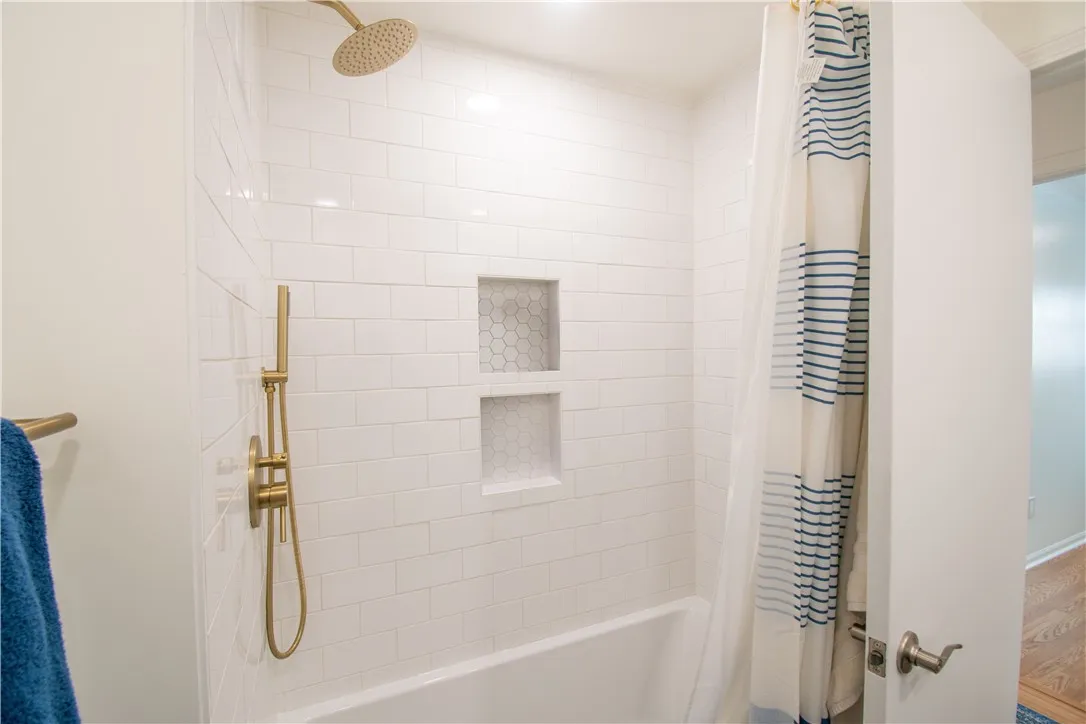 3143 Patton Ave, Seneca Falls, New York 13148, Seneca Falls, New York 13148, 3 Bedrooms Bedrooms, 7 Rooms Rooms,2 BathroomsBathrooms,Residential,Closed,3143 Patton Ave, Seneca Falls, New York 13148,0,R1661172
