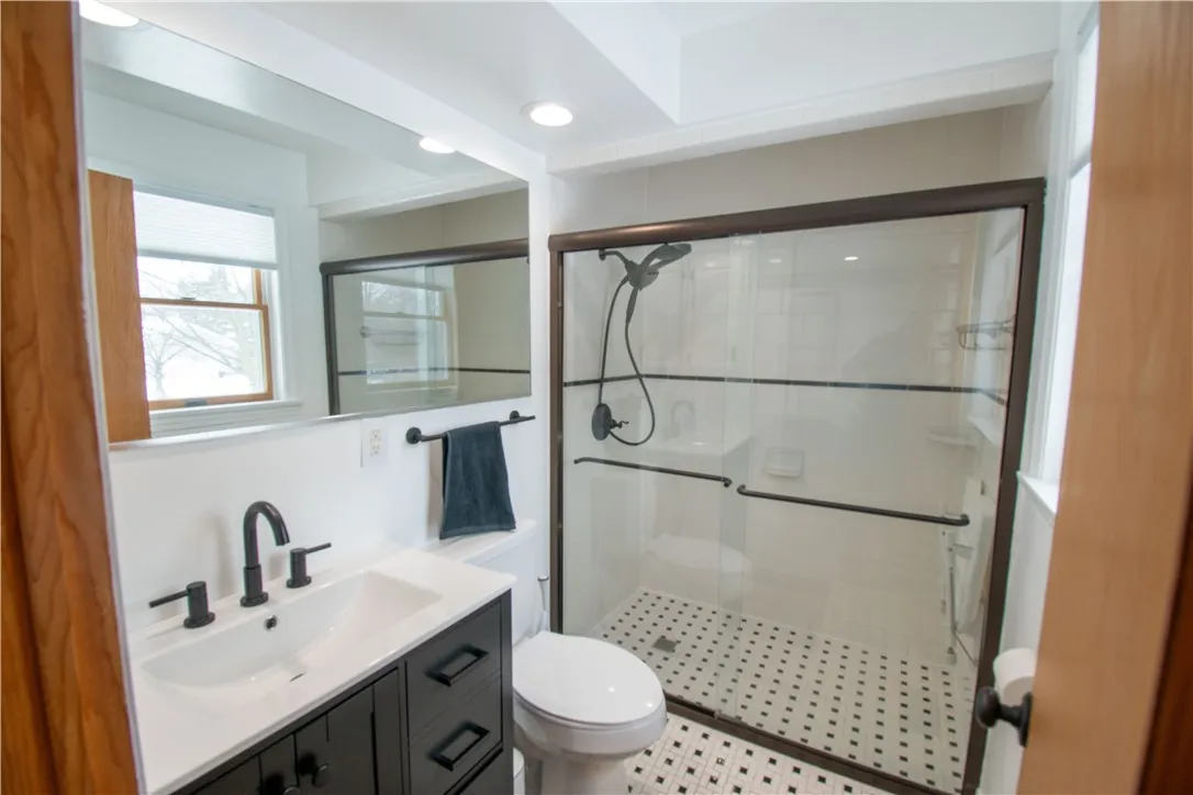 3143 Patton Ave, Seneca Falls, New York 13148, Seneca Falls, New York 13148, 3 Bedrooms Bedrooms, 7 Rooms Rooms,2 BathroomsBathrooms,Residential,Closed,3143 Patton Ave, Seneca Falls, New York 13148,0,R1661172