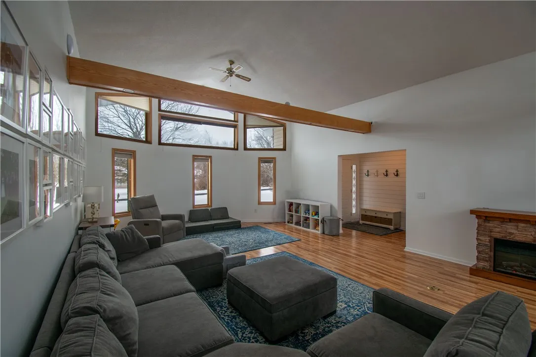 3143 Patton Ave, Seneca Falls, New York 13148, Seneca Falls, New York 13148, 3 Bedrooms Bedrooms, 7 Rooms Rooms,2 BathroomsBathrooms,Residential,Closed,3143 Patton Ave, Seneca Falls, New York 13148,0,R1661172