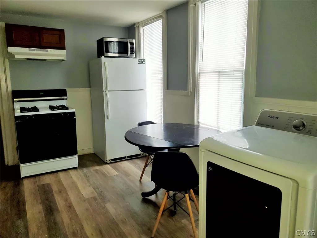 22 Maple Avenue, Cortland, New York 13045, Cortland, New York 13045, 6 Bedrooms Bedrooms, ,3 BathroomsBathrooms,Residential,Closed,22 Maple Avenue, Cortland, New York 13045,0,S1661328