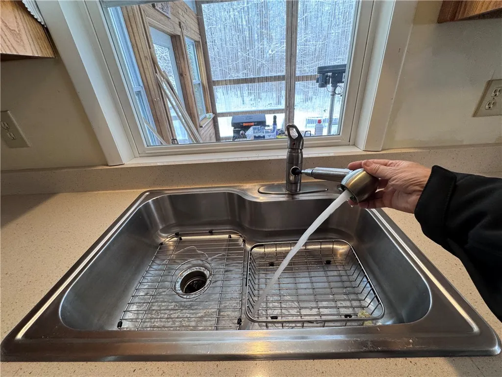 Kitchen sink