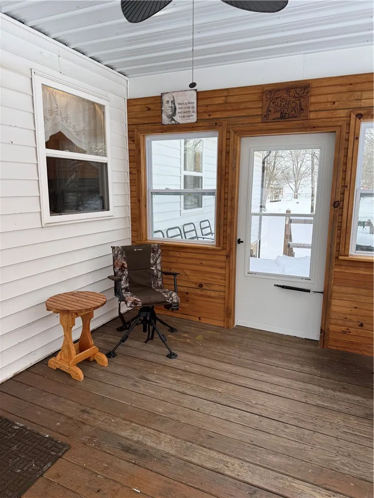 Enclosed porch