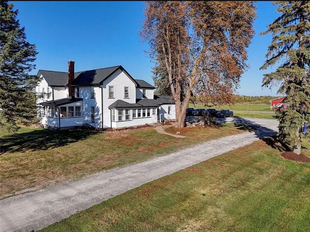 958 Manitou Road 956, Greece, New York 14468, Greece, New York 14468, 1 Bedroom Bedrooms, 5 Rooms Rooms,1 BathroomBathrooms,Residential Lease,For Rent,958 Manitou Road 956, Greece, New York 14468,0,R1661457